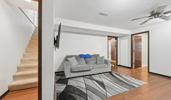 636 Garden Rd, Ames, IA 50010