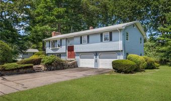 49 Magnolia Ln, Coventry, RI 02816