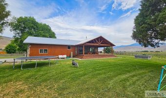504 N Hwy 93, Carmen, ID 83462
