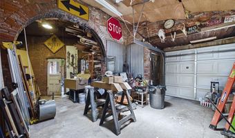 1715 Liberty St, Alton, IL 62002