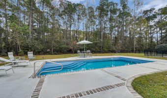 56 Wade Hampton Dr, Beaufort, SC 29907