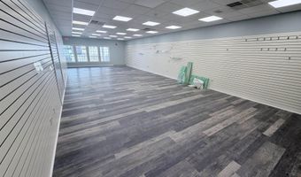 12 Main St, Center Harbor, NH 03226