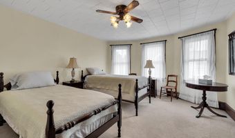 207 COMMERCE St, Harrington, DE 19952