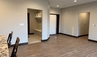 640 S 9th St, Akron, IA 51001