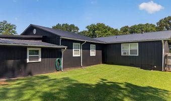 726 BERNARD COUCH Dr, Anniston, AL 36207