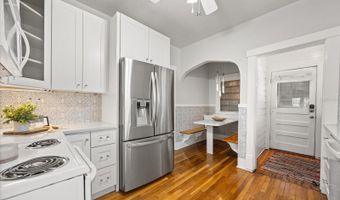 1900 PARK LAKE St, Orlando, FL 32803