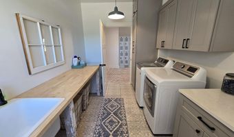 1050 S Dill Rd, Benson, AZ 85602