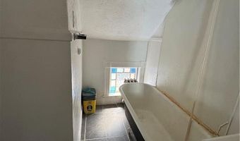 545 Park Ave, Cranston, RI 02910