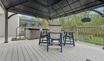 20 Oak Hill Dr, Exeter, RI 02822