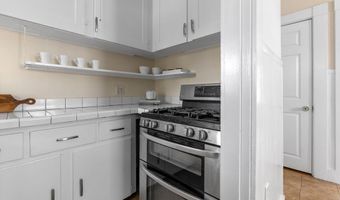 56 Bridge St 56, Beverly, MA 01915