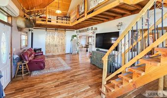 210 E Salmon Ave, Arco, ID 83213