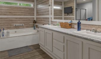 190 Padgett Rd, Benton, LA 71006