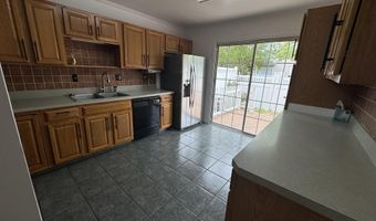 10 Starboard Ct 10, Atlantic City, NJ 08401
