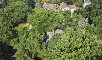 10 Krystana Way, Madison, WI 53711