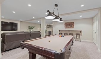 3120 Windmill Dr, Adrian, MI 49221