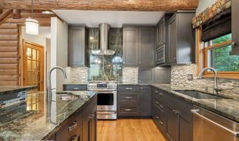 723 N River Rd, Algonquin, IL 60102