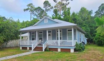 142 Bay Colony Way, Apalachicola, FL 32320
