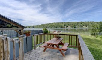 46 Ashford Lake Dr, Ashford, CT 06278