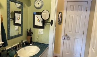 151 Tufts Rd, Belfast, ME 04915