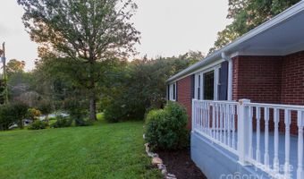 5 Fernlawn Rd, Asheville, NC 28805