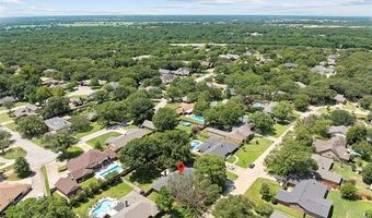 2208 Hickory Dr, Ardmore, OK 73401