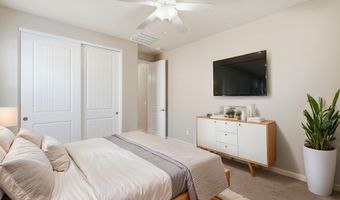 945 W YELLOWSTONE Way, Chandler, AZ 85248