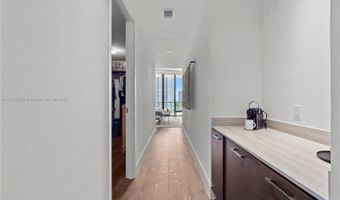 3250 NE 188th St LPH02, Aventura, FL 33180
