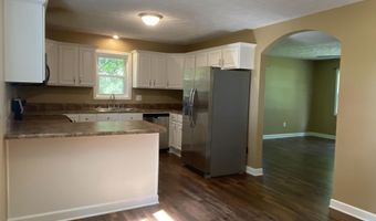 7011 Poplar Corner Rd, Bells, TN 38006