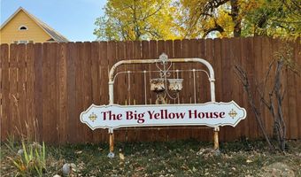 43 N Woodard Ave, Absarokee, MT 59001