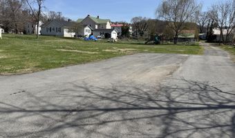 141 Clay St, Alderson, WV 24910