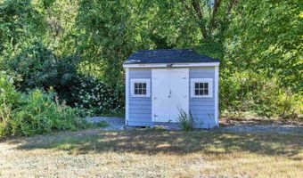 377 High St, Candia, NH 03034