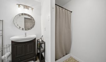 47 Beaver Ln, Bedford, NH 03110