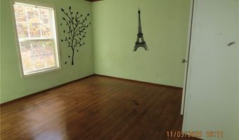 3142 Buffalo Creek Rd, Accoville, WV 25606