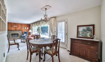 26 Devon Ln, Amherst, NY 14221