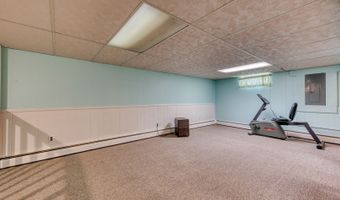 70 Dogwood Ln, Bristol, CT 06010