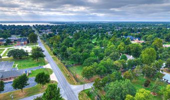 7800 NW 37th St, Bethany, OK 73008