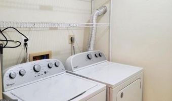 6854 SIGNATURE Cir, Alexandria, VA 22310
