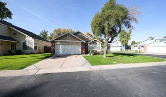 214 S RUSH Cir E, Chandler, AZ 85226