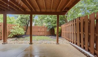 7035 KINGS MANOR Dr, Alexandria, VA 22315