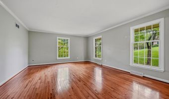 844 SUMMERSET Dr, Hockessin, DE 19707