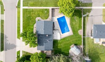 999 Elm Dr, Apple Valley, MN 55124
