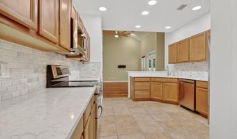 800 PARADISE Ln, Atlantic Beach, FL 32233