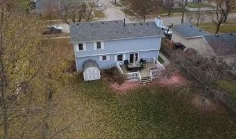 1730 Tanglewood Dr, Algonquin, IL 60102