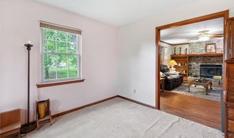 15120 Briarwood Dr, Basehor, KS 66007