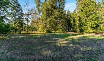 1587 Starveout Creek Rd, Azalea, OR 97410