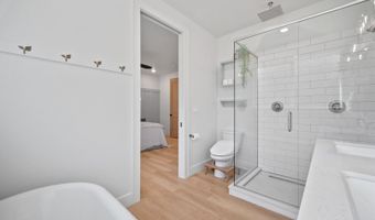 305 FIR Rd, Ariel, WA 98603