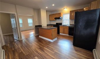 4 Union St, Coventry, RI 02816
