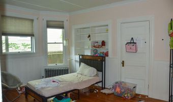40 Chapel St, Augusta, ME 04330