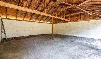 805 N Chestnut St, Aberdeen, NC 28315