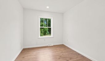 28 Cottage Pl, Ashland, NH 03217